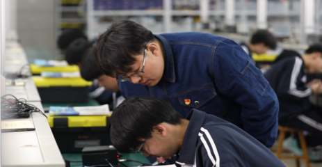 威海市第五批德育工作先进个人殷慧超 扎根职教沃土，以匠心精神培育新时代技能人才